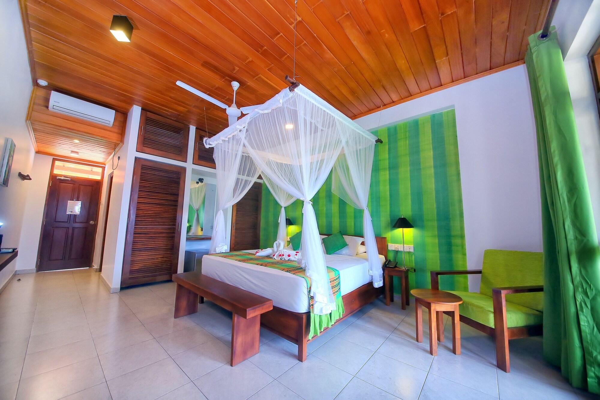 Rockside Beach Resort Bentota Eksteriør bilde