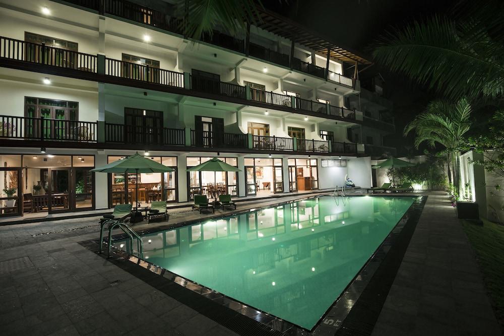 Rockside Beach Resort Bentota Eksteriør bilde