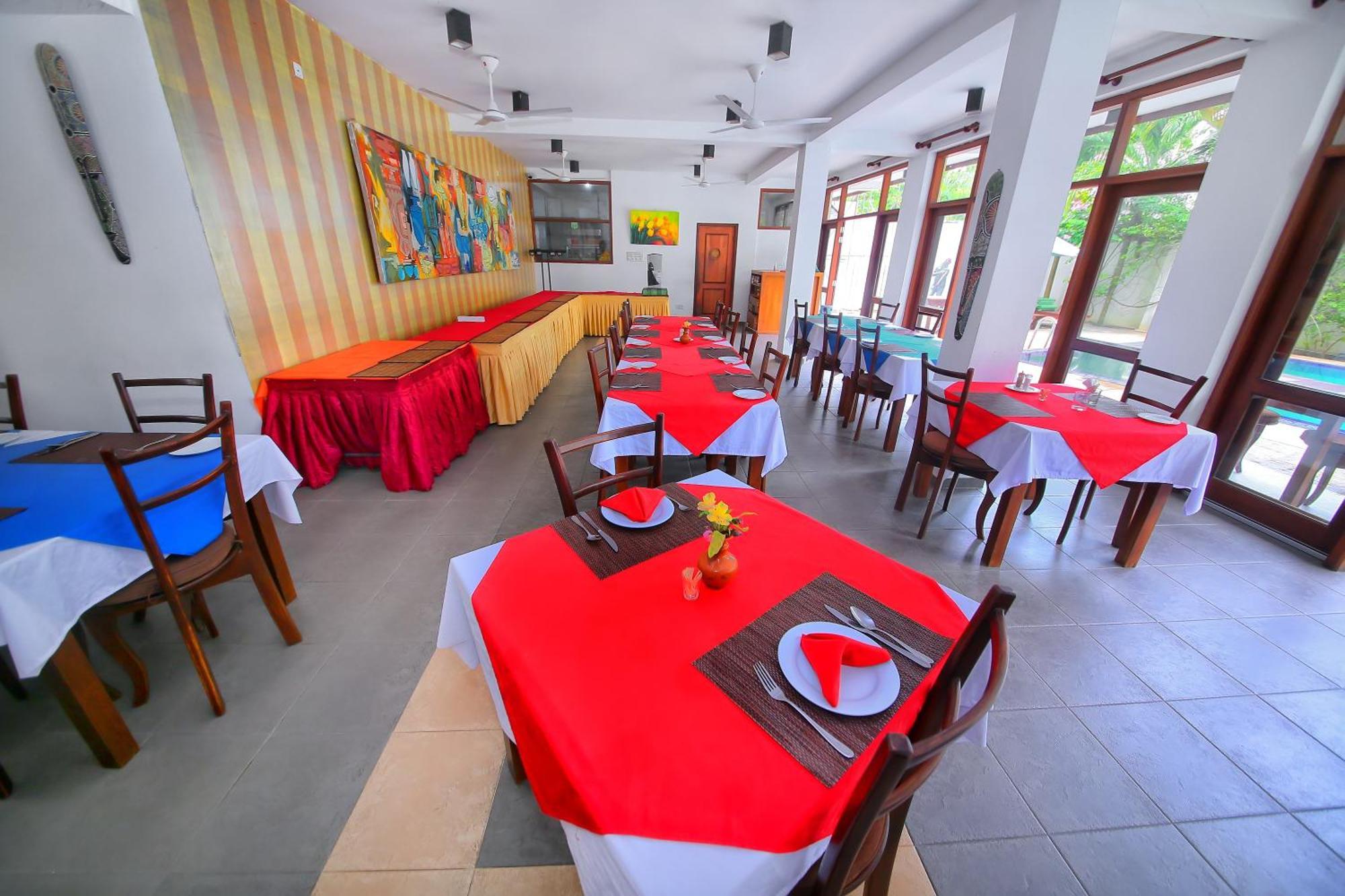 Rockside Beach Resort Bentota Eksteriør bilde