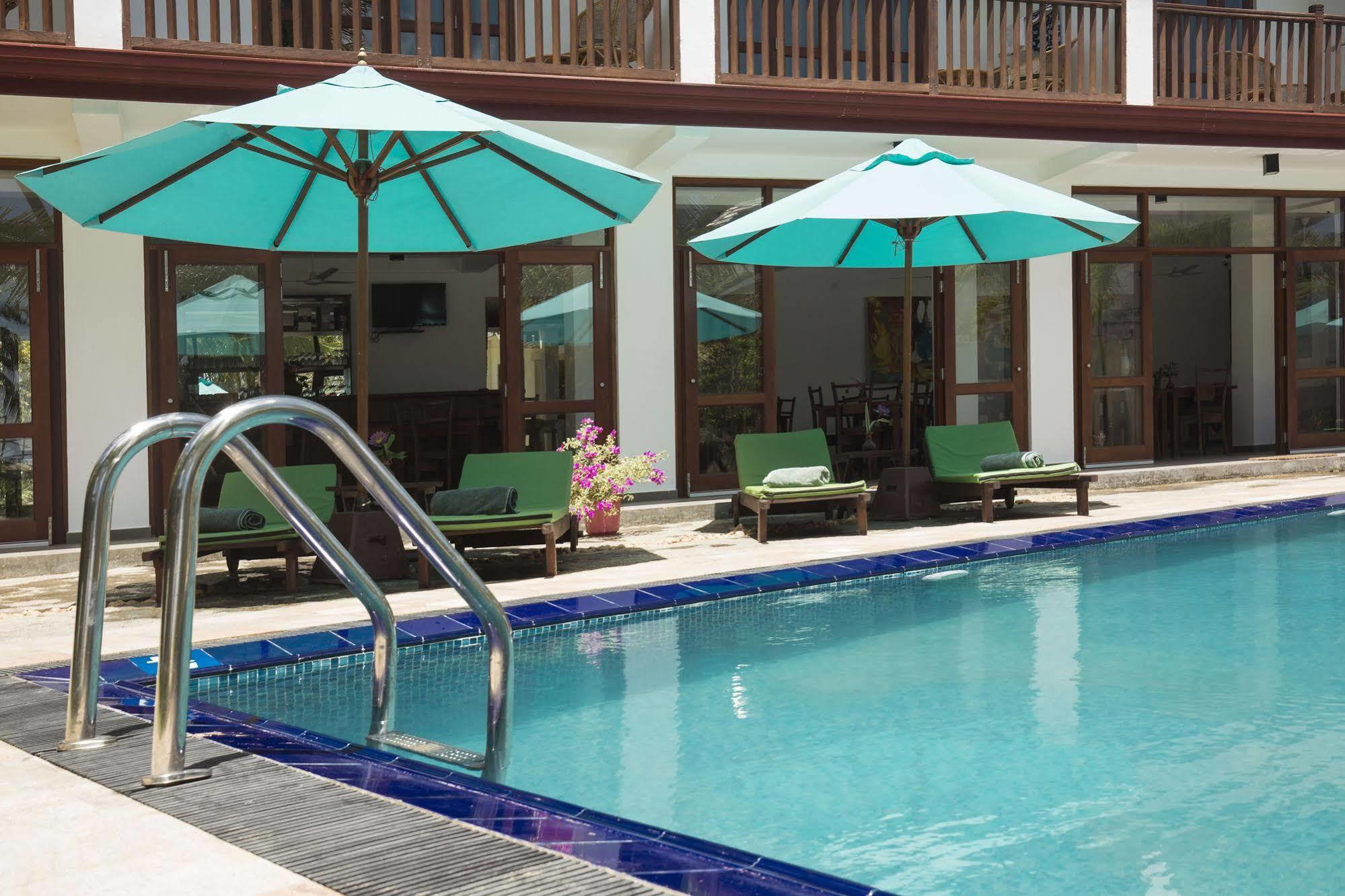 Rockside Beach Resort Bentota Eksteriør bilde